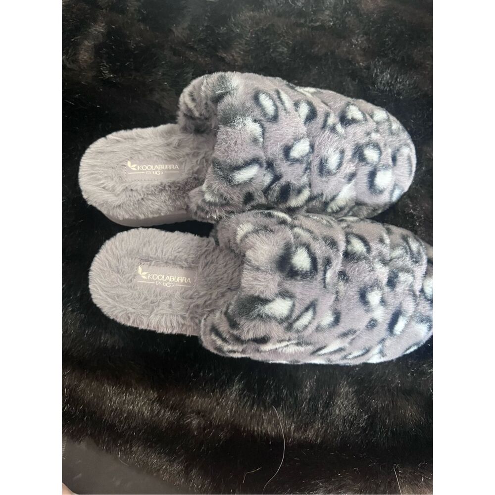 Koolaburra Abstract Fluff Slippers Starleen Pebble Leopard 9